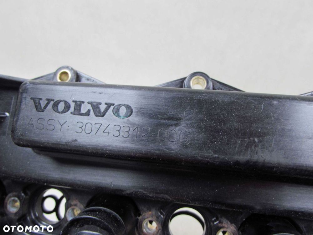 VOLVO S60 V60 V70 III S80 II XC 2.4 D5 06-17 POKRYWA ZAWOROW KOLEKTOR SSACY 30743312 30743259 - 7