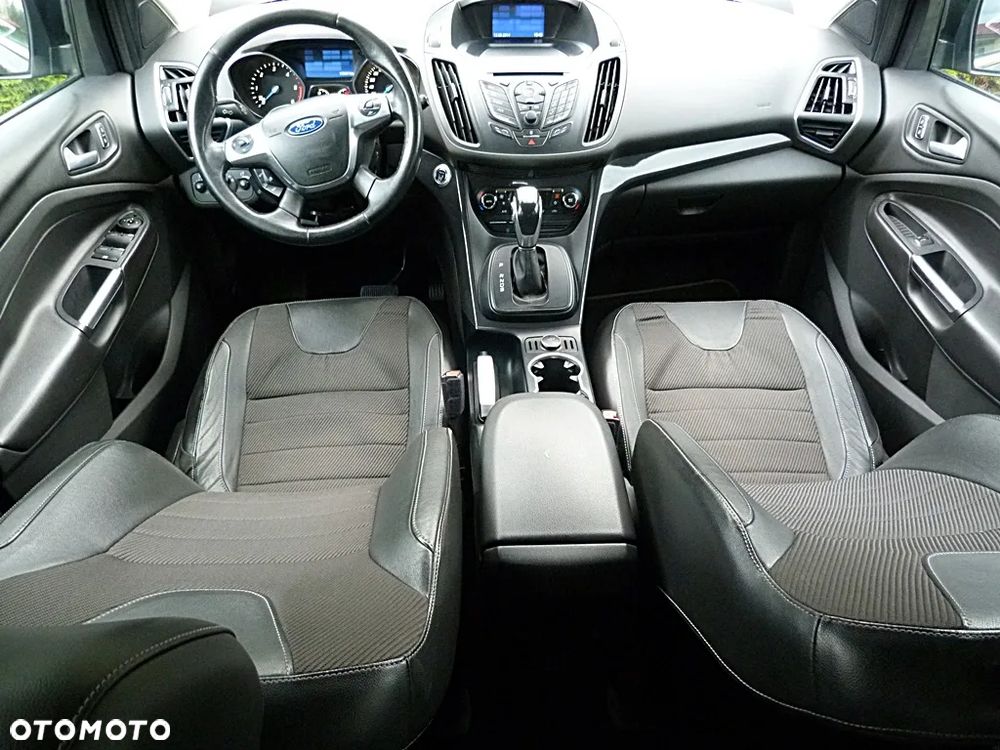 Ford Kuga 2.0 TDCi 4x4 Titanium - 10