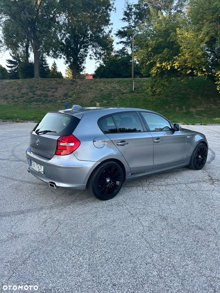 BMW Seria 1 120d - 2