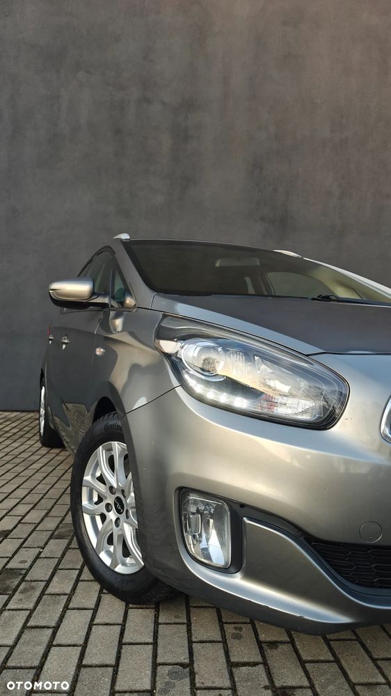 Kia Carens 1.6 GDI ISG Vision - 17