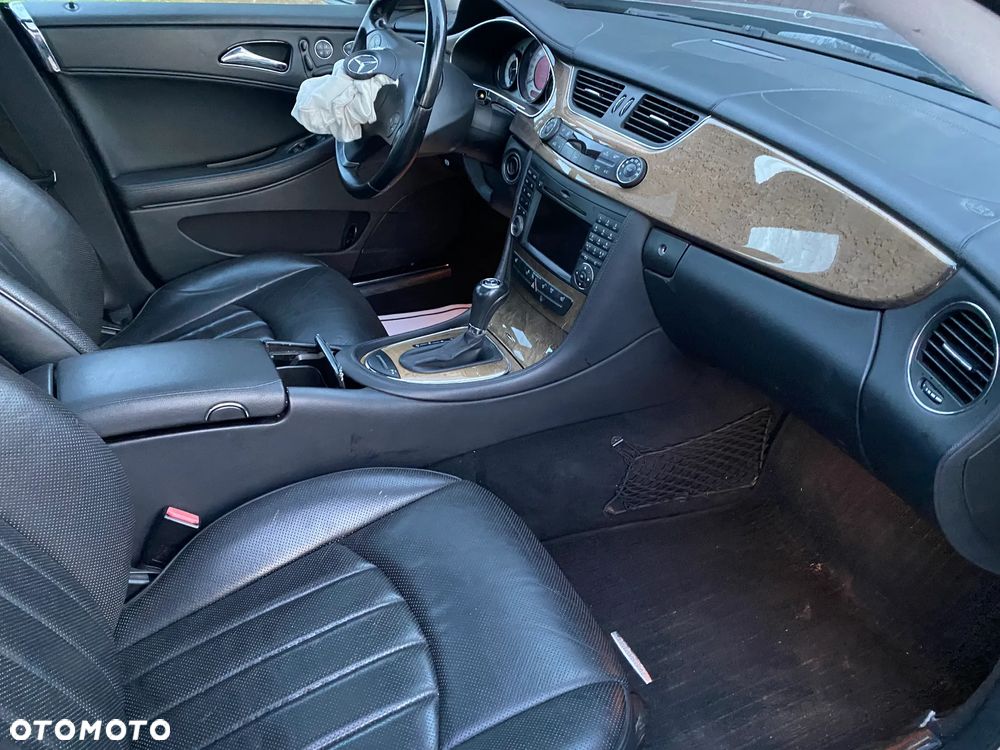 Mercedes-Benz CLS - 13