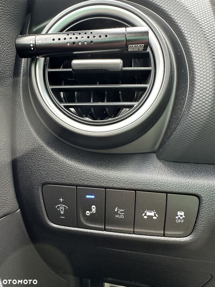 Hyundai Kona 1.6 T-GDI Style DCT - 11