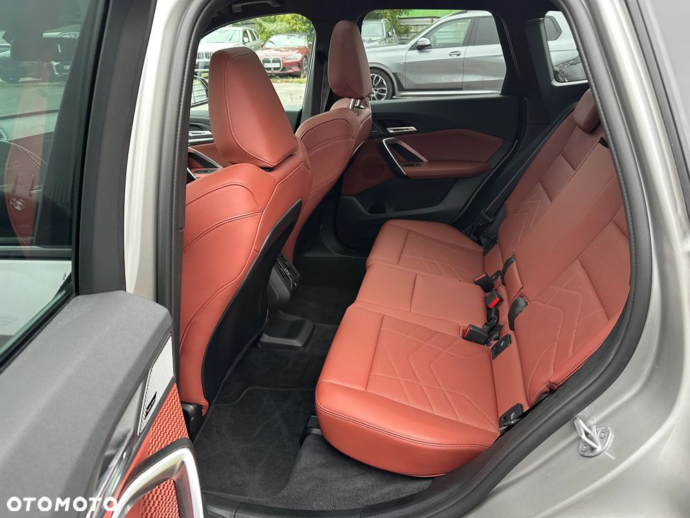 2025 BMW X1 xDrive20d mHEV M Sport sport, photograph 7