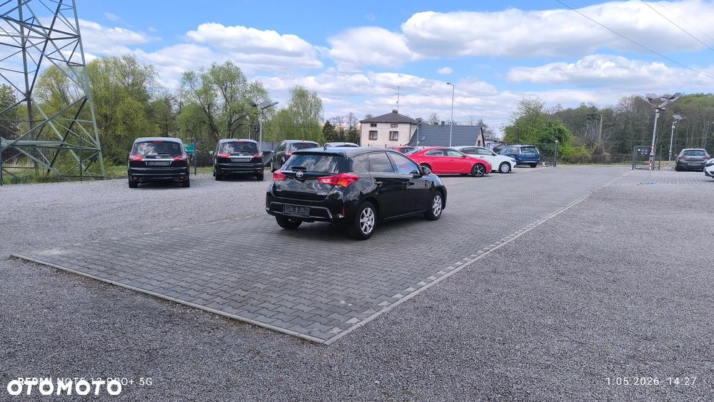 Toyota Auris 1.33 VVT-i Terra - 19