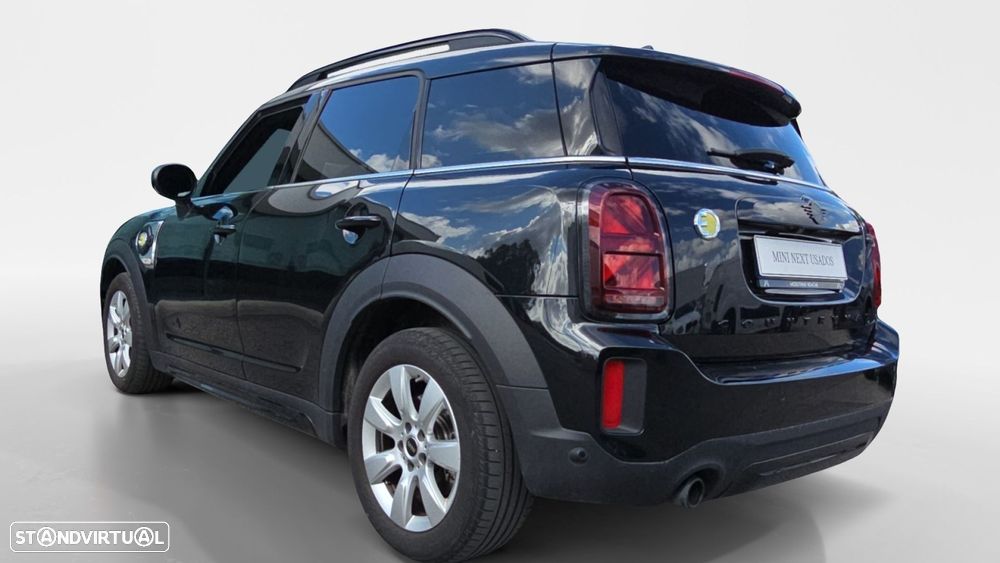MINI Countryman Cooper SE Premium Classic Auto - 4