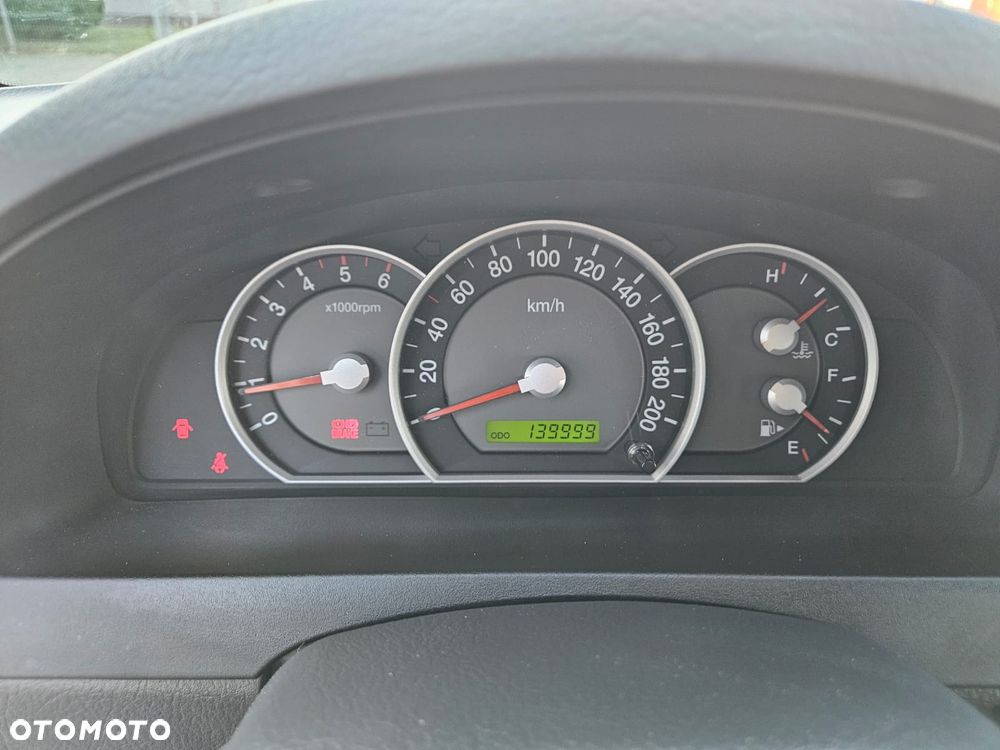 Kia Sorento 2.5 CRDi VGT EX - 23