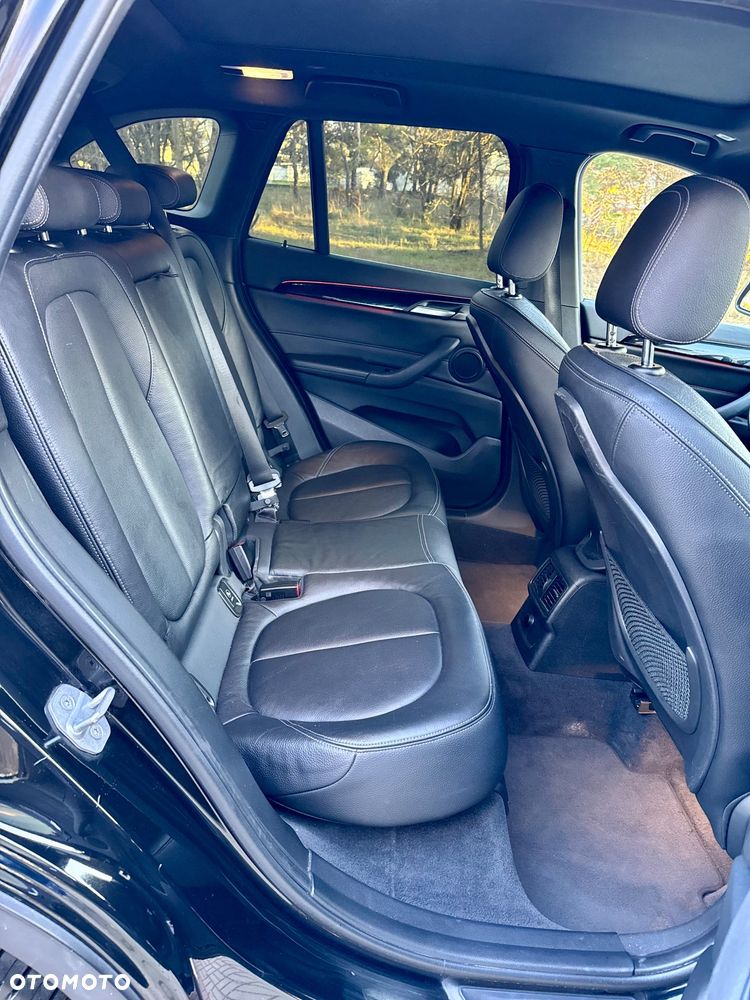 BMW X1 - 24