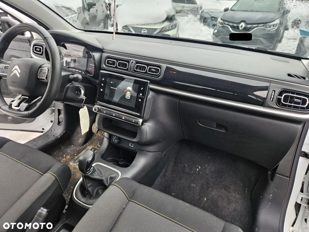 Citroën C3 Pure Tech 82 SHINE - 8