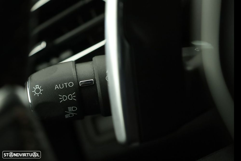 Peugeot 3008 1.2 Hybrid GT e-DCS6 - 17