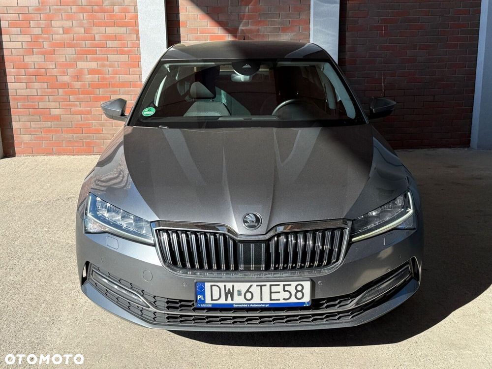 Skoda Superb 2.0 TDI SCR Style DSG - 2