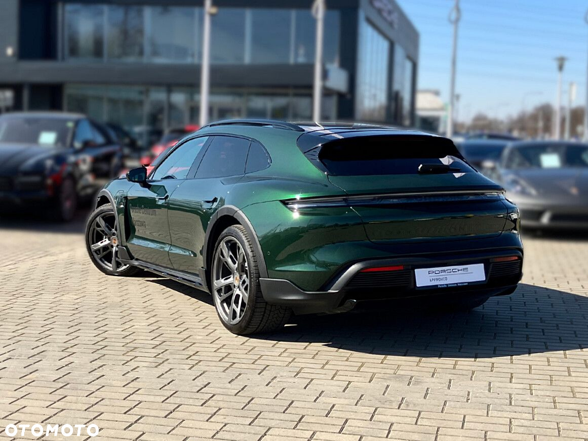 Porsche Taycan - 3