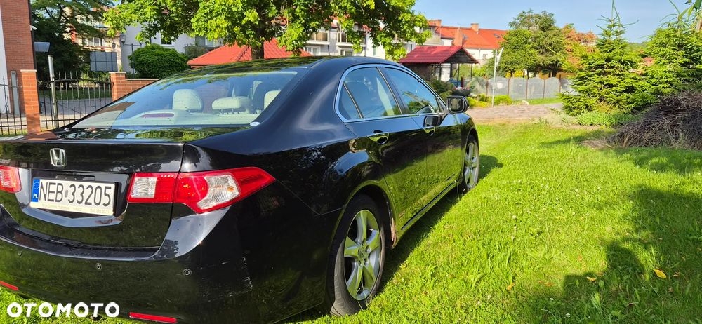 Honda Accord 2.0 Executive - 7