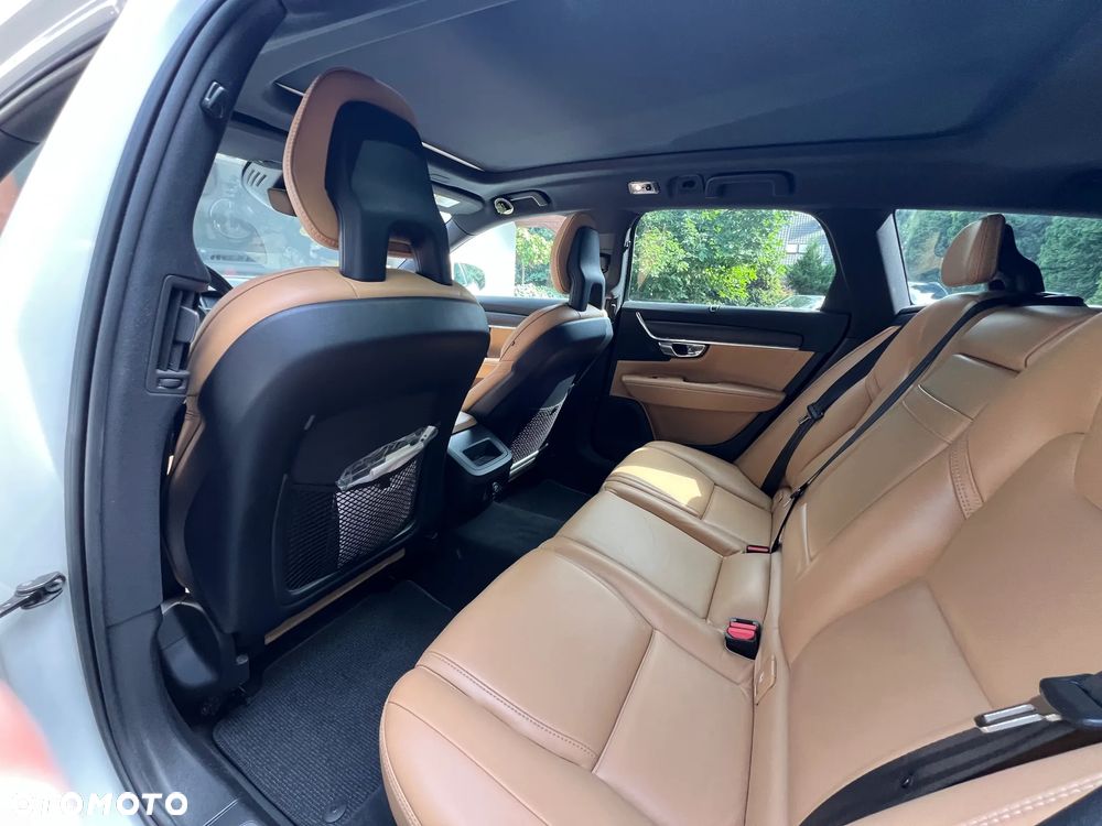 Volvo V90 D5 AWD Inscription - 31