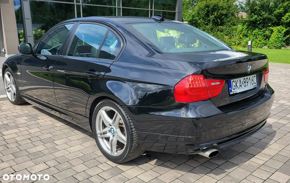 BMW Seria 3 320i Edition Sport - 9