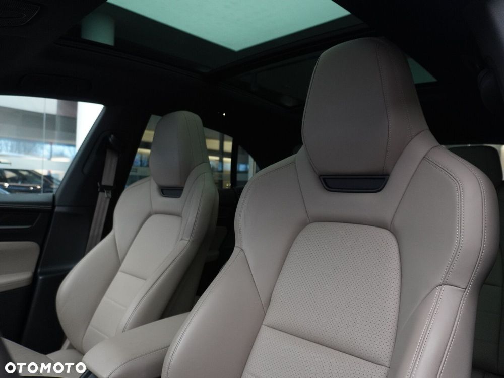 Porsche Macan - 26