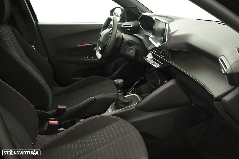 Peugeot 2008 1.2 PureTech Active Pack - 21