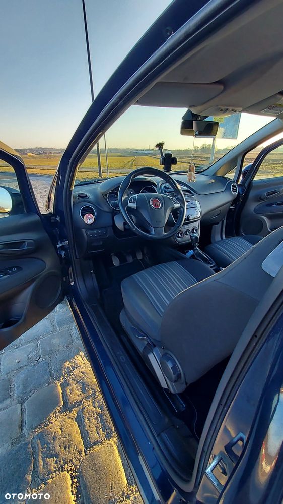 Fiat Punto - 16