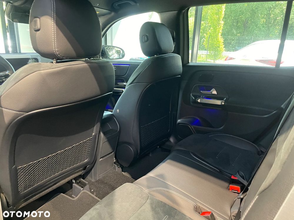 Mercedes-Benz GLB 200 AMG Line 7G-DCT - 5