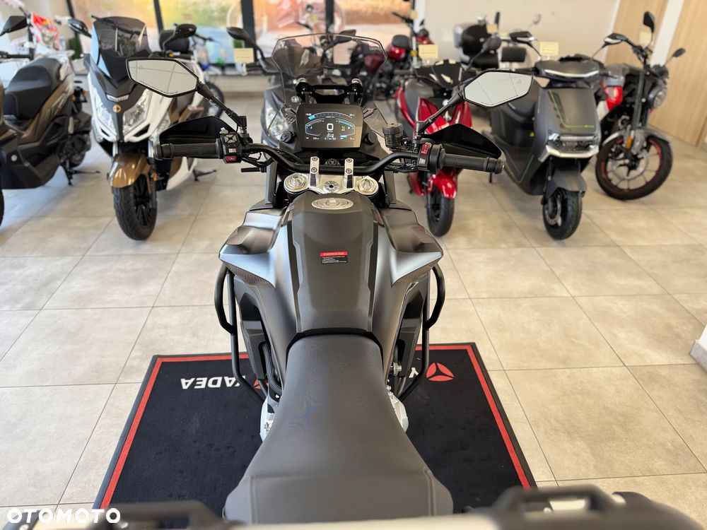 VOGE 900DSX - 5