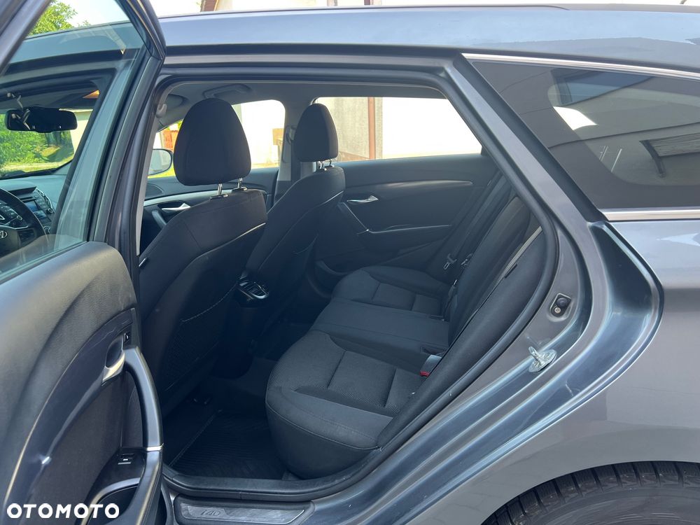 Hyundai i40 1.7 CRDi Comfort - 25