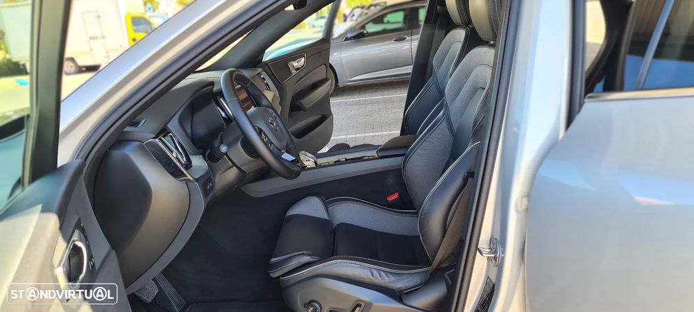 Volvo XC 60 2.0 T6 PHEV Plus Bright AWD - 14
