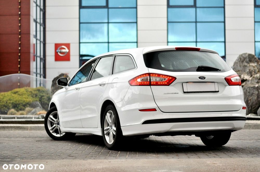 Ford Mondeo 2.0 TDCi Ambiente - 34