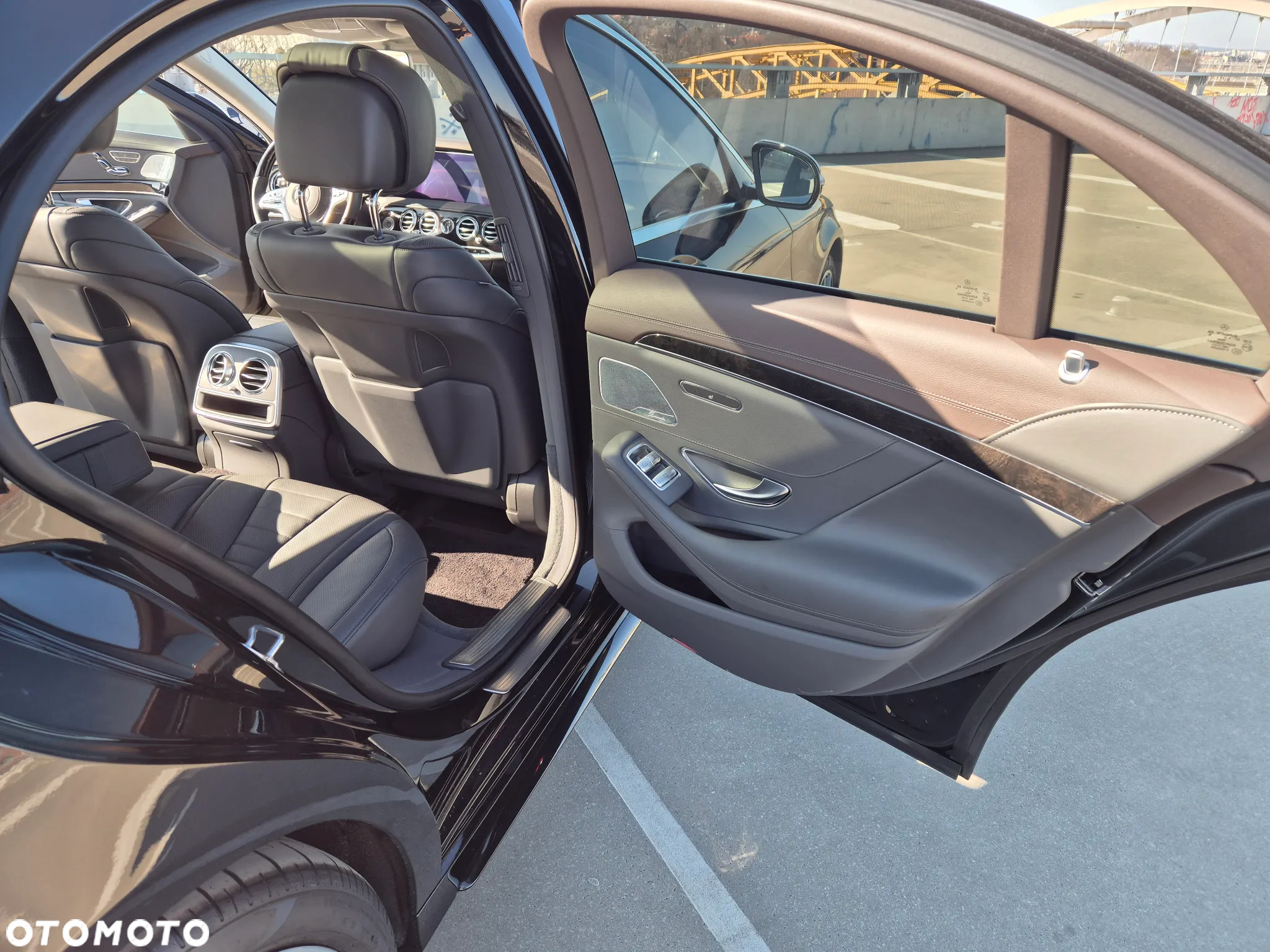 Mercedes-Benz Klasa S 400 d 4-Matic 9G-TRONIC - 27