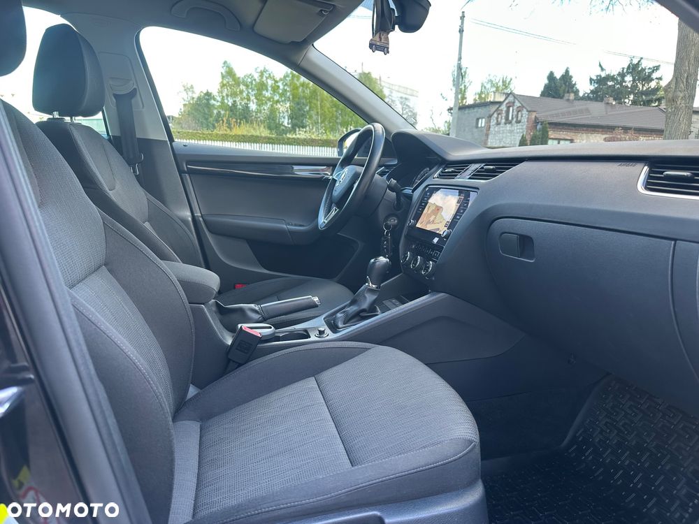 Skoda Octavia 2.0 TDI DSG Ambition - 8