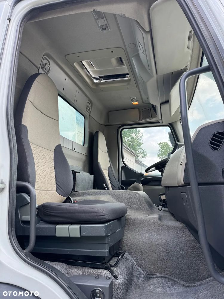 Renault Premium WUKO - 12