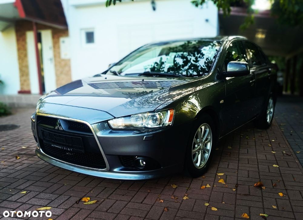 Mitsubishi Lancer 2012 photo 3