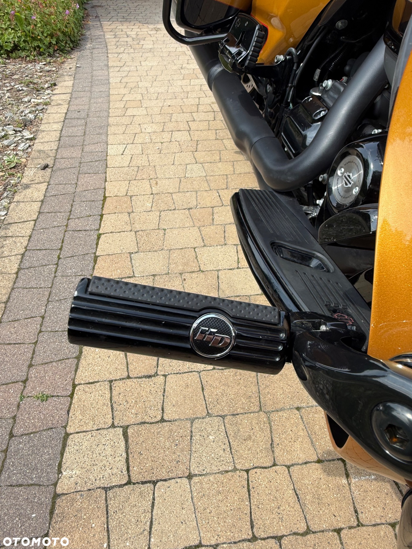 Harley-Davidson Touring Road Glide - 25