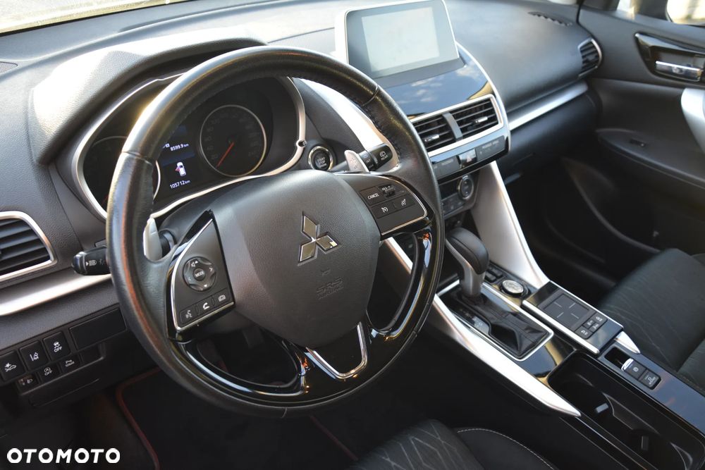 Mitsubishi Eclipse Cross - 17