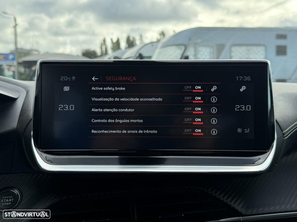 Peugeot 2008 1.2 PureTech GT Line - 30