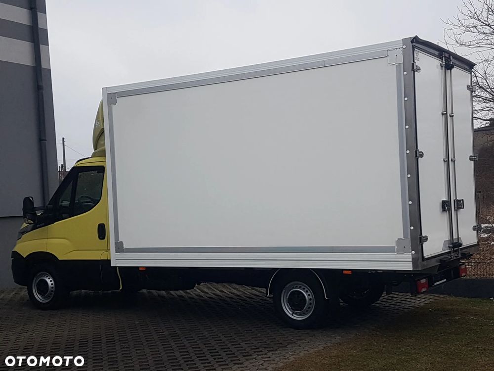 Iveco DAILY 8 EP KONTENER 4,15x2,22x2,21 KLIMA KRAJOWY 35S12 - 3