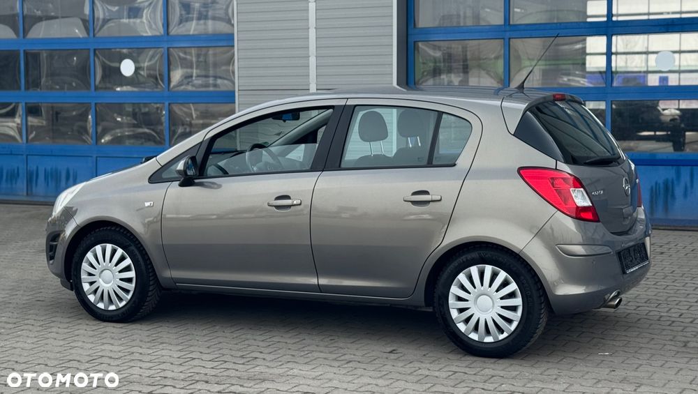 Opel Corsa - 21