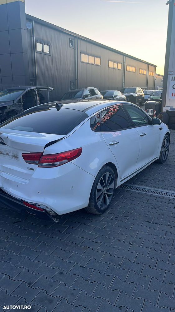 Dezmembram Kia Optima 1.7 diesel automata din 2017 - 4