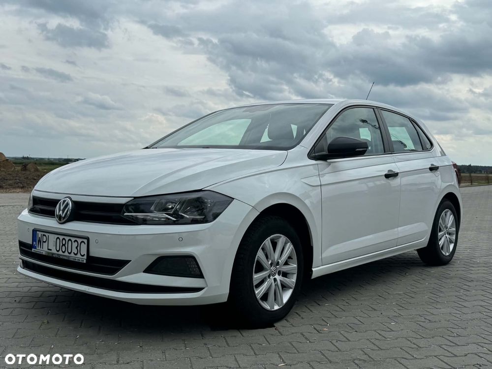 Volkswagen Polo - 2