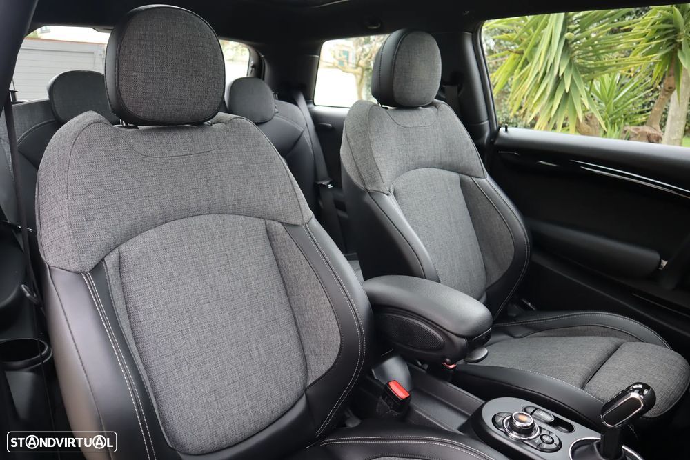 MINI 3 Portas Cooper SE - 26