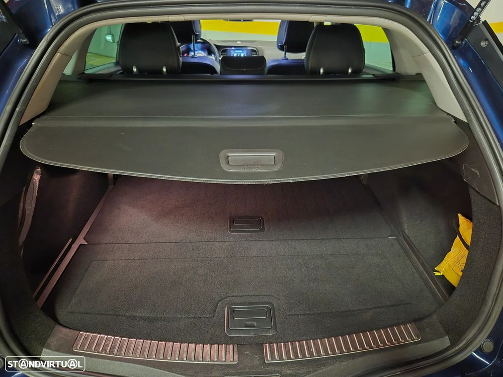 Renault Mégane Sport Tourer ENERGY dCi 110 EDC BOSE EDITION - 34