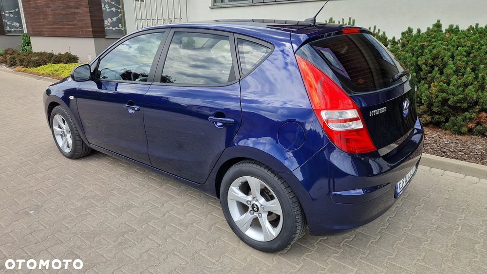 Hyundai i30 1.6 Automatik Style - 4