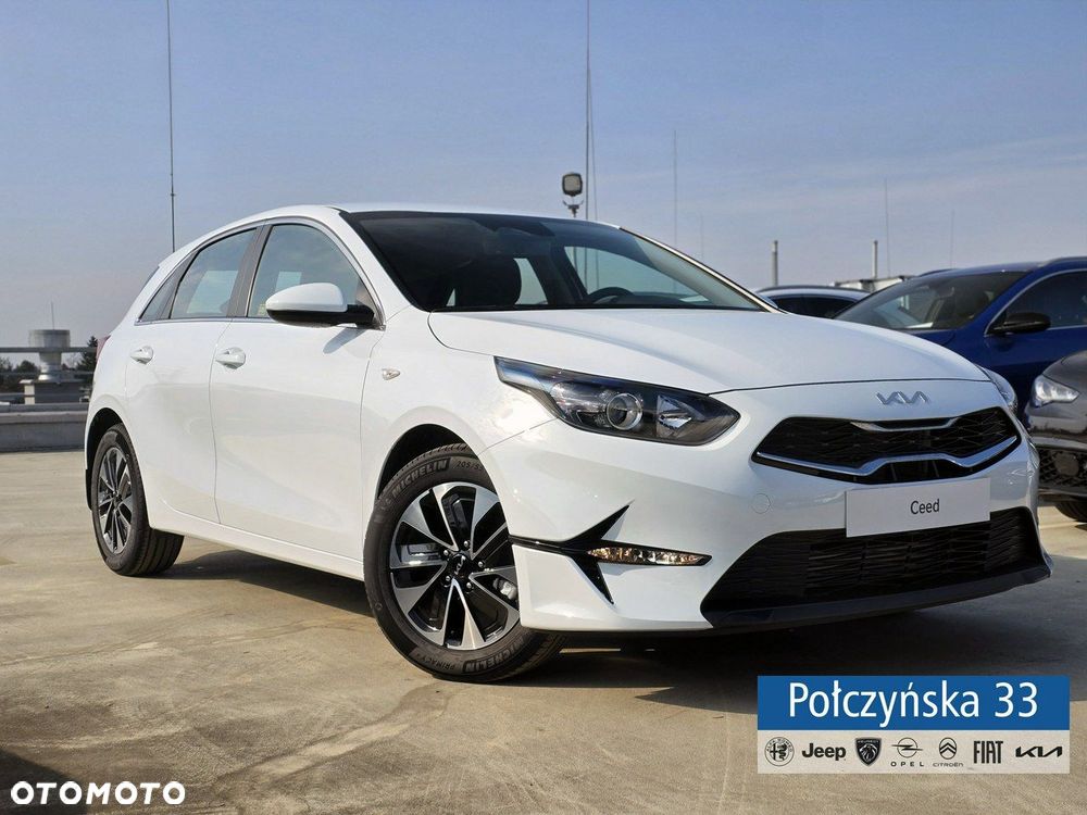 Kia Ceed - 9