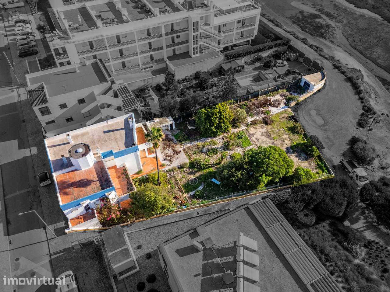 Terreno Urbano na 1.ª Linha da Ria Formosa com Projecto de Habitação e - Grande imagem: 3/16