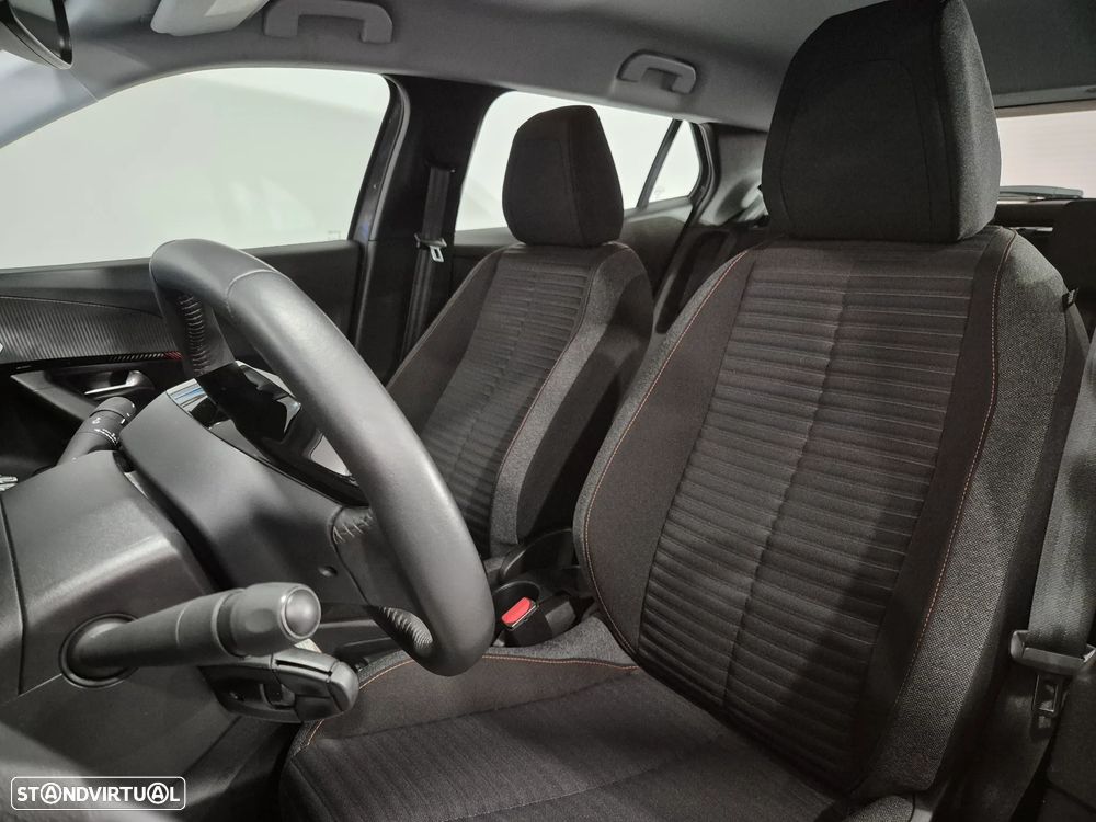 Peugeot 2008 1.2 PureTech Active Pack - 8