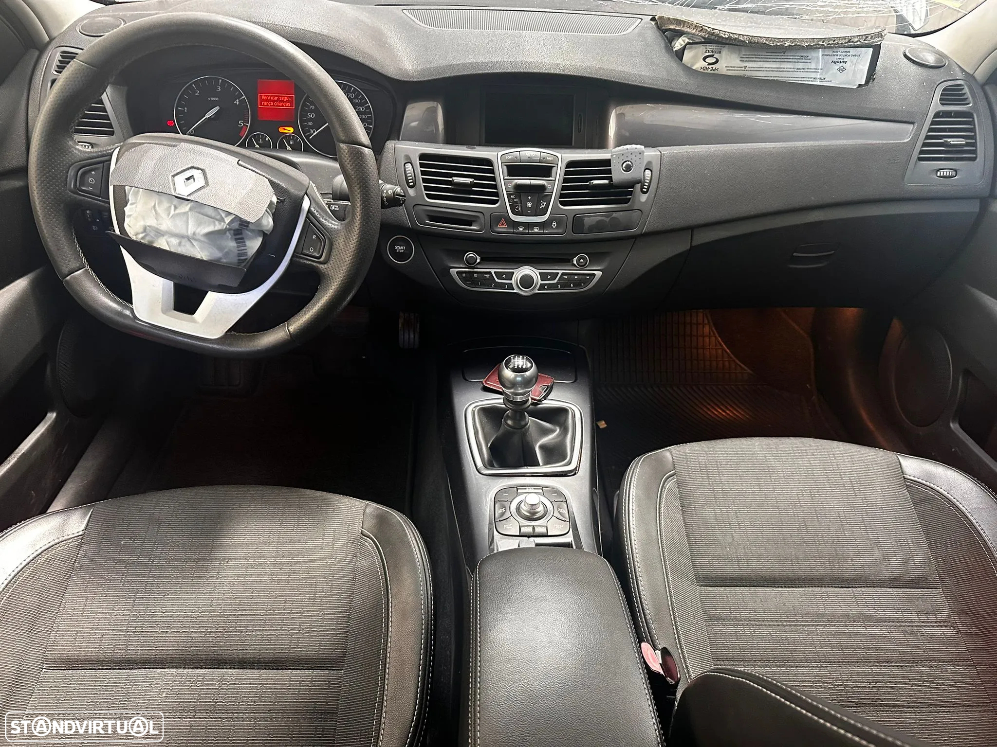 Renault Laguna III Grandtour 2.0 dCi de 2010 para peças - 9