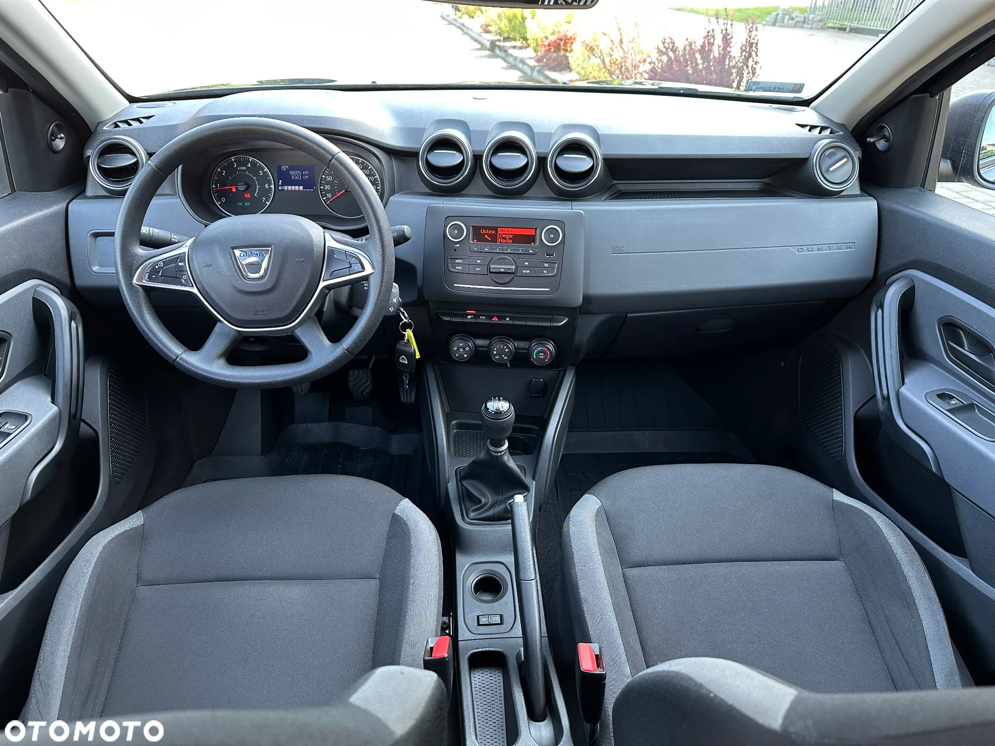 Dacia Duster 1.6 SCe Laureate S&S - 21