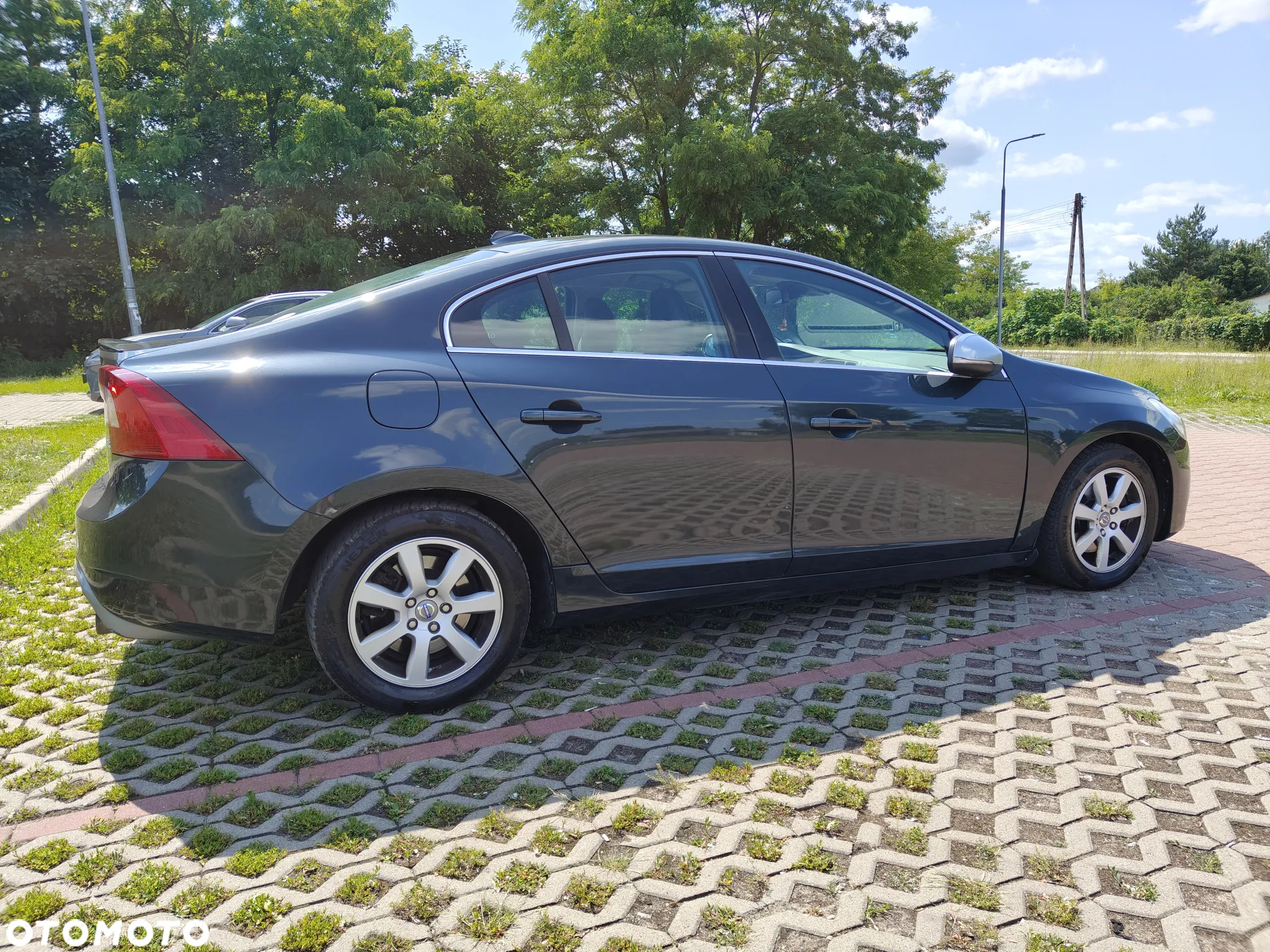 Volvo S60 D3 R-Design - 7