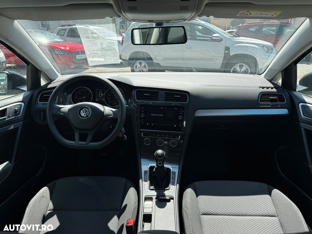 Volkswagen Golf 1.6 TDI Trendline - 9