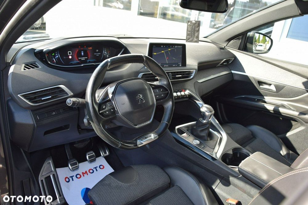 Peugeot 3008 - 18