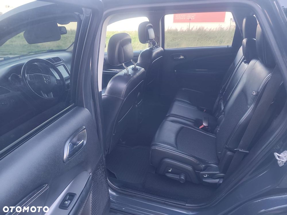 Dodge Journey - 8