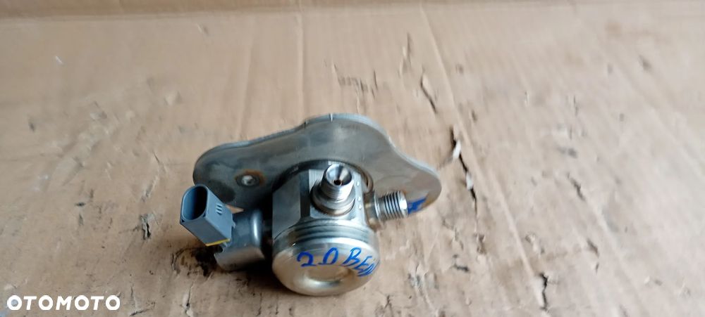 Pompa paliwa BMW 1 E87 2.0i 7562473 - 2